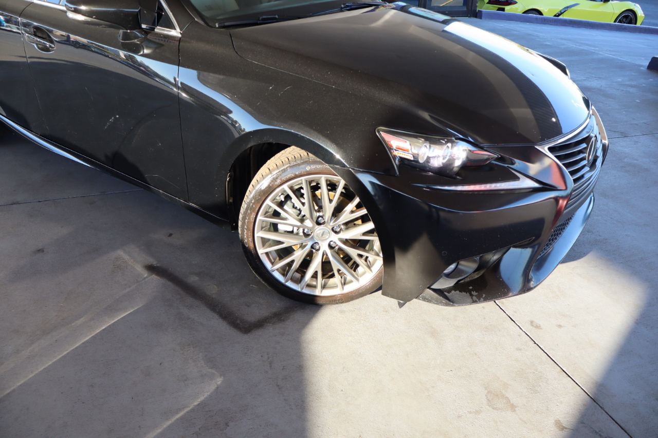 Lexus IS 250 4dr Sport Sdn RWD 2015