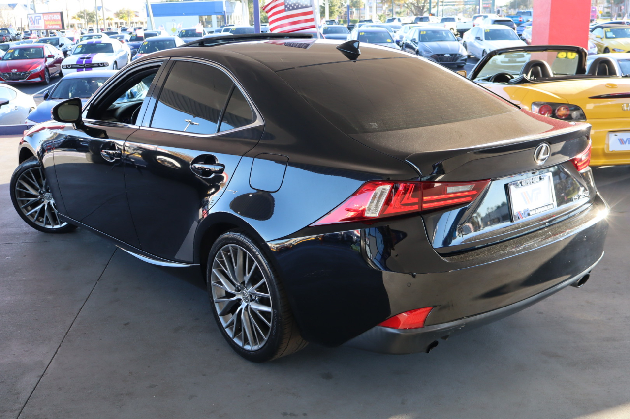 Lexus IS 250 4dr Sport Sdn RWD 2015