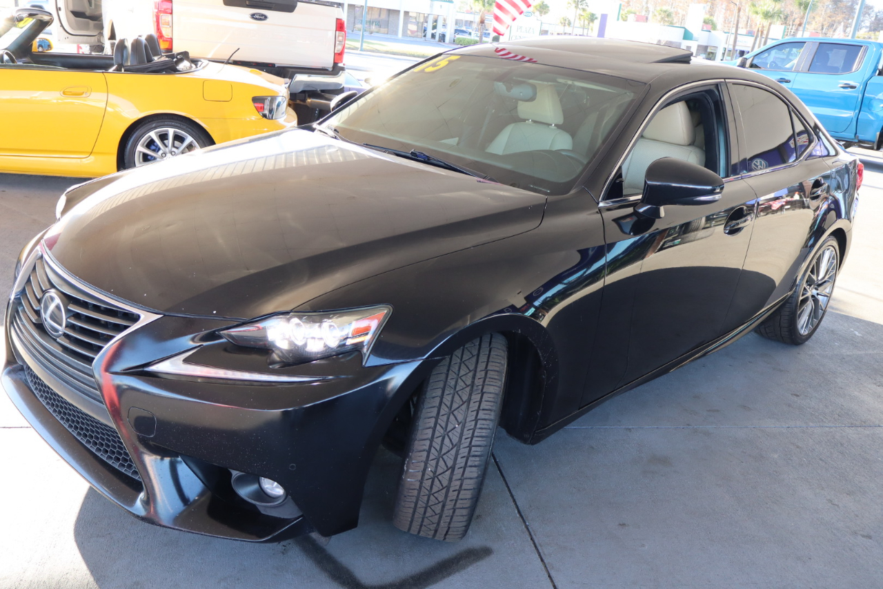Lexus IS 250 4dr Sport Sdn RWD 2015
