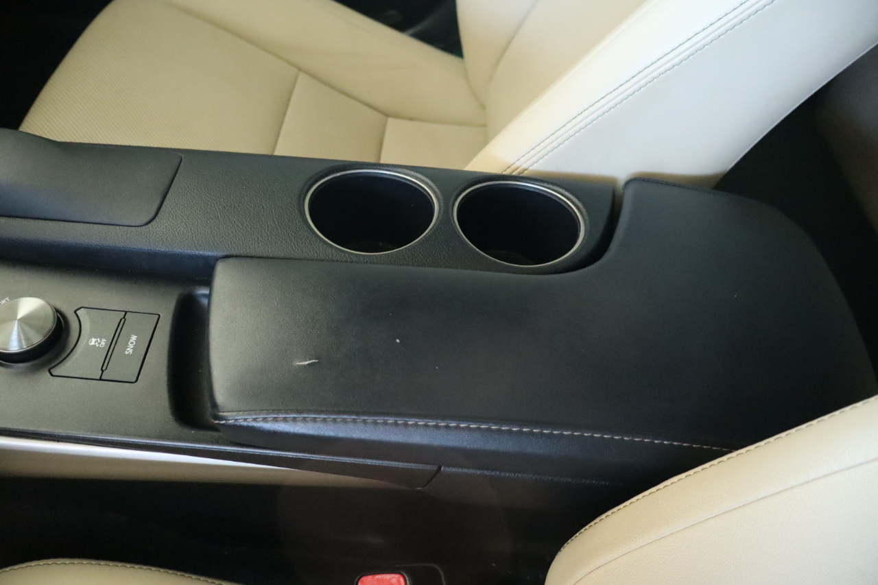 Lexus IS 250 4dr Sport Sdn RWD 2015