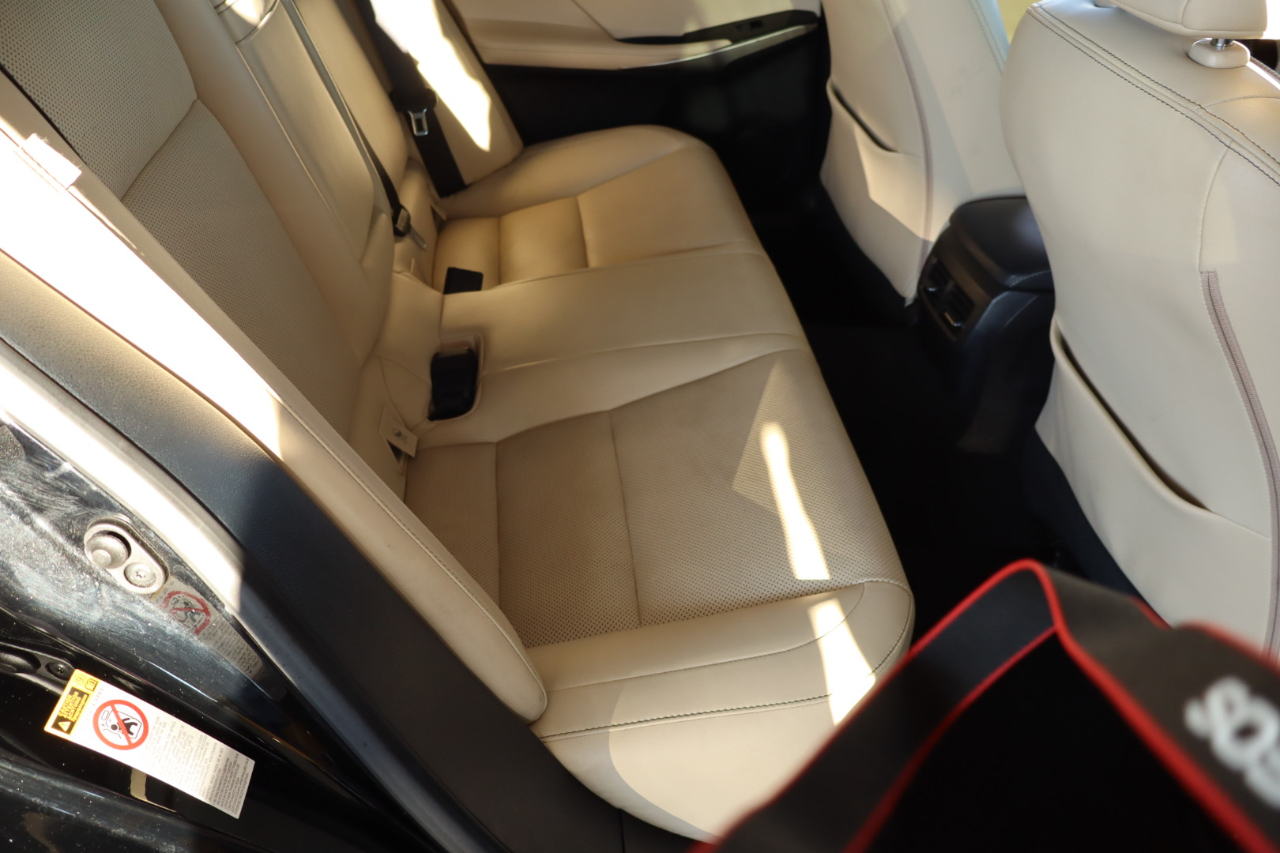 Lexus IS 250 4dr Sport Sdn RWD 2015