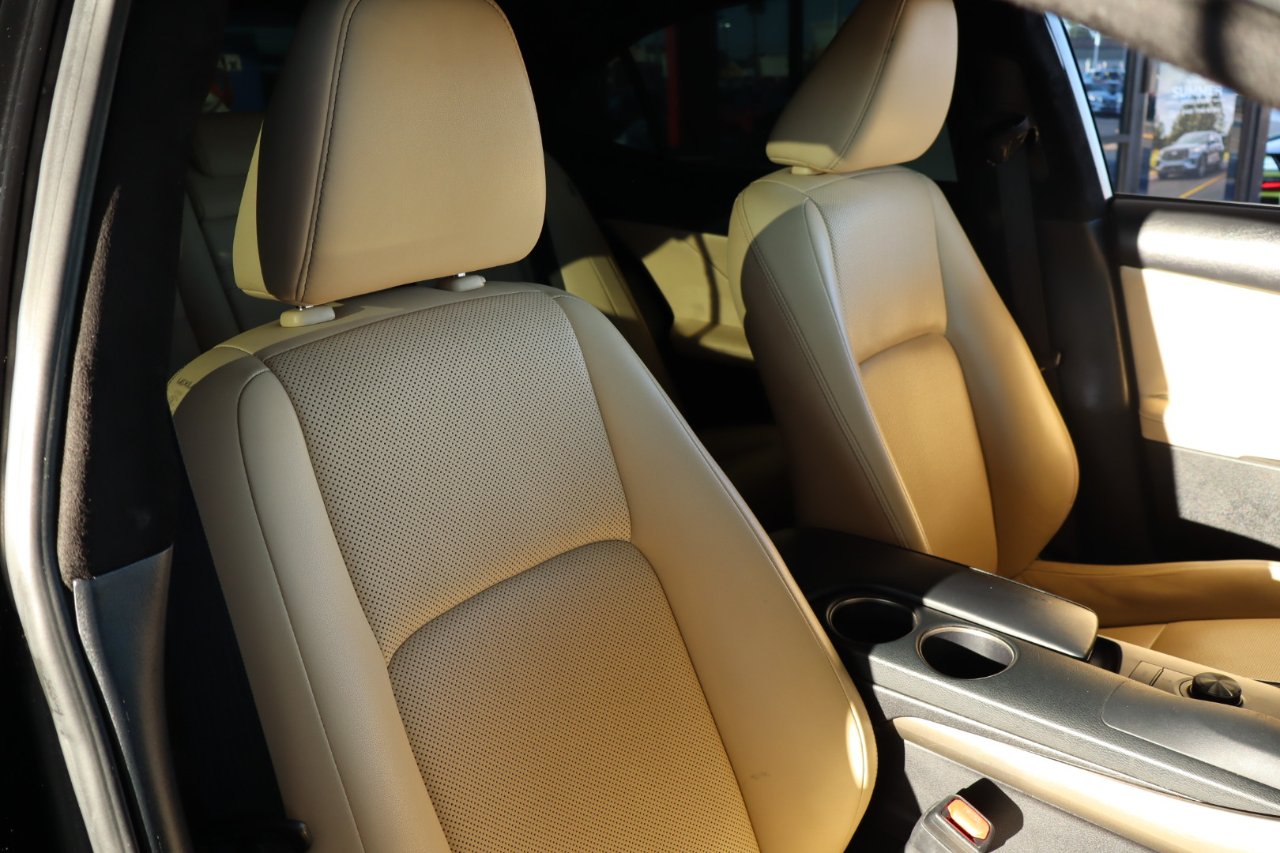 Lexus IS 250 4dr Sport Sdn RWD 2015