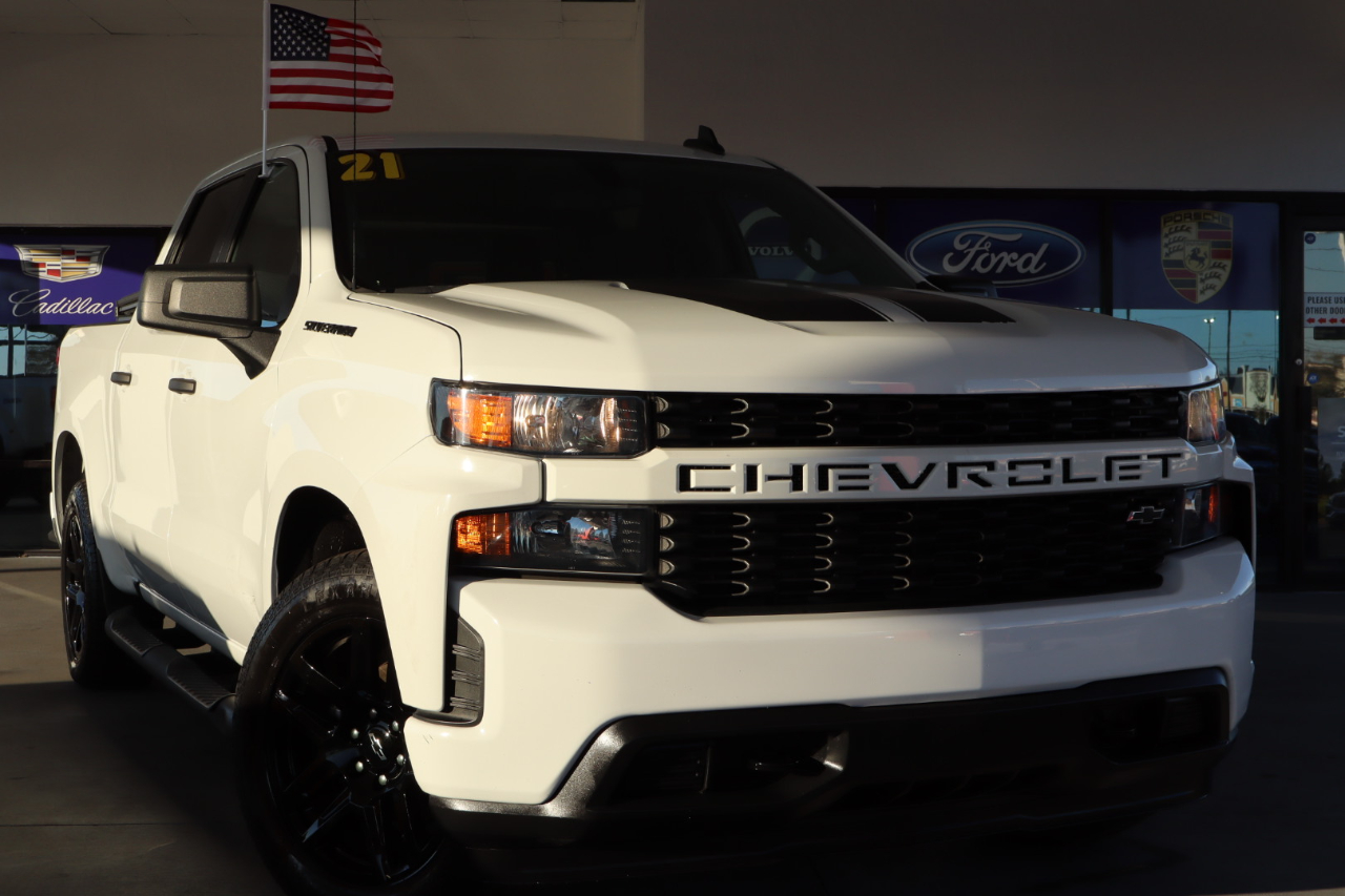 Chevrolet Silverado 1500 2WD Crew Cab 147" Custom 2021