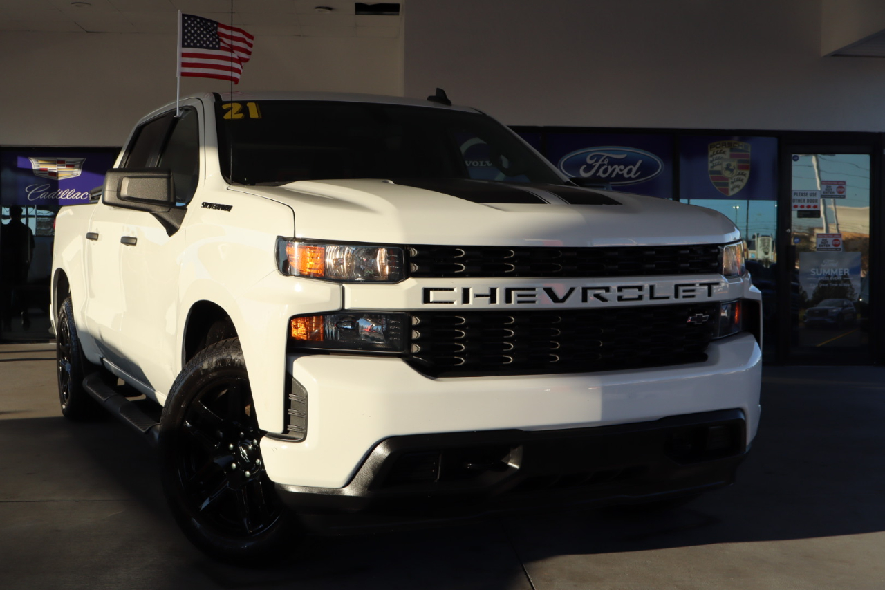Chevrolet Silverado 1500 2WD Crew Cab 147" Custom 2021