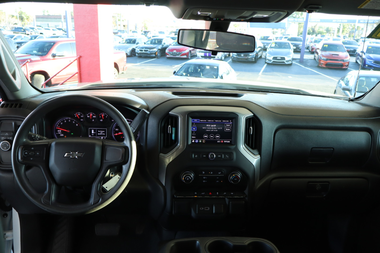 Chevrolet Silverado 1500 2WD Crew Cab 147" Custom 2021