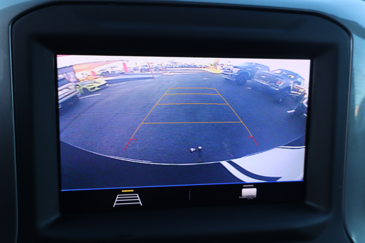 Chevrolet Silverado 1500 2WD Crew Cab 147" Custom 2021