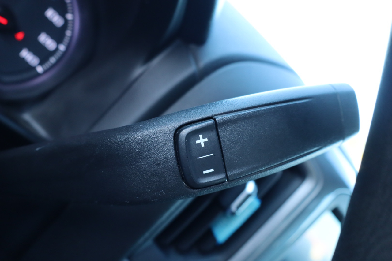 Chevrolet Silverado 1500 2WD Crew Cab 147" Custom 2021