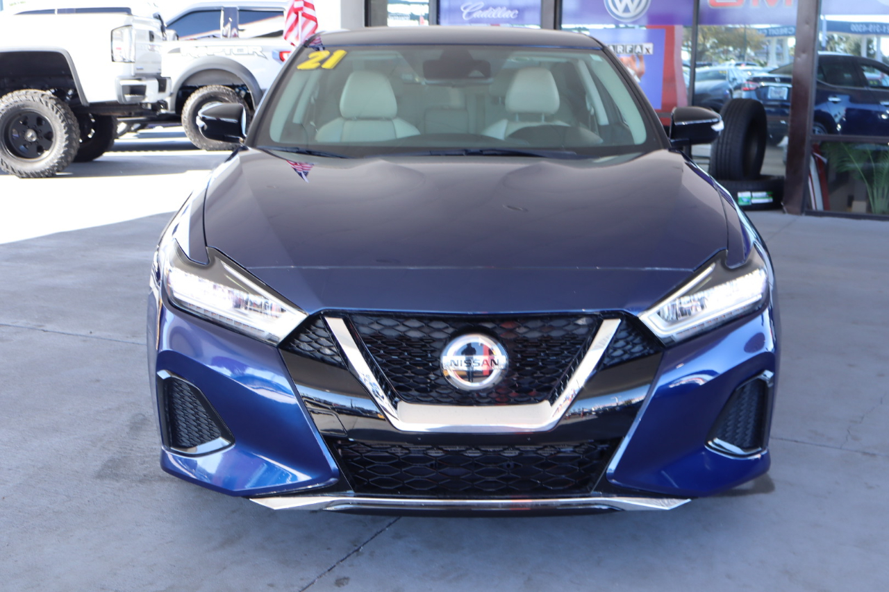 Nissan Maxima SV 3.5L 2021