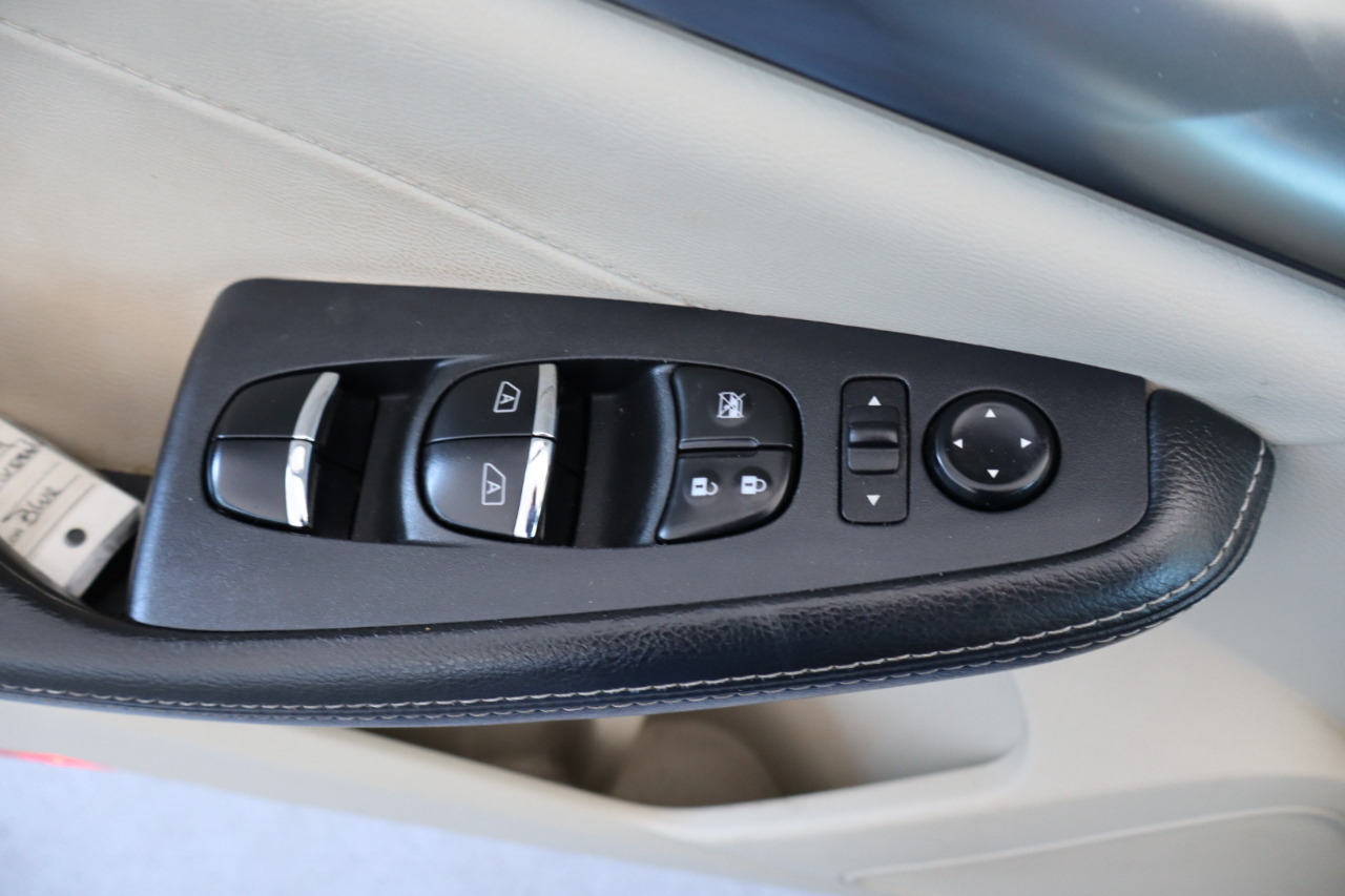 Nissan Maxima SV 3.5L 2021