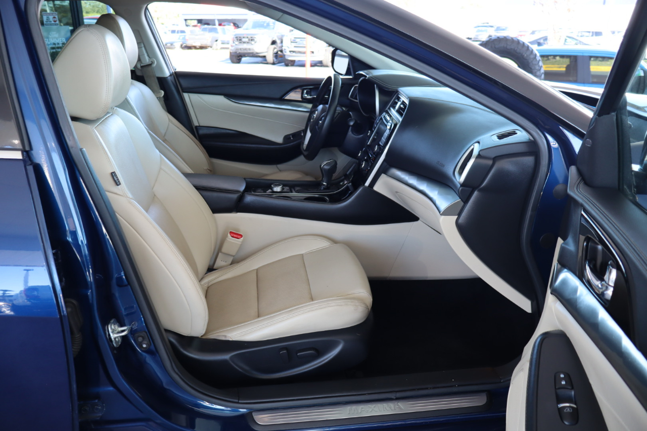 Nissan Maxima SV 3.5L 2021