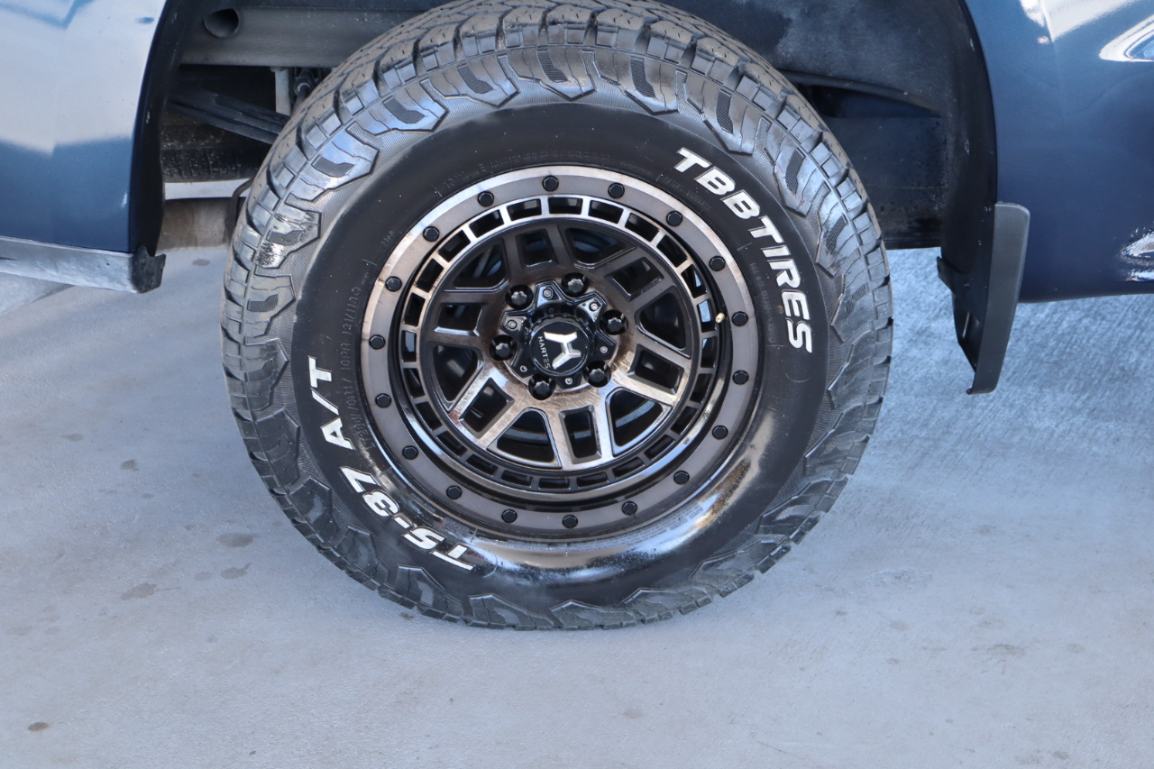 Chevrolet Silverado 1500 2WD Crew Cab 147" LT 2021