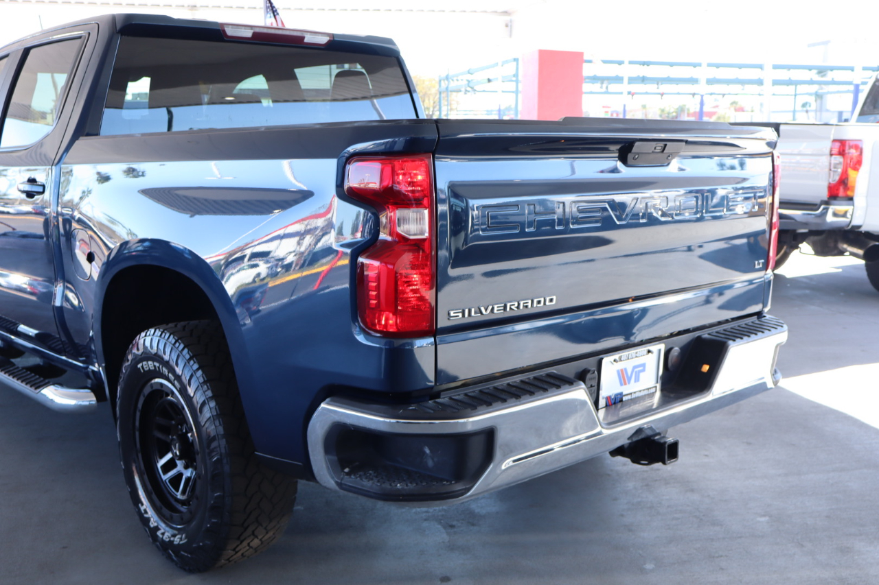 Chevrolet Silverado 1500 2WD Crew Cab 147" LT 2021