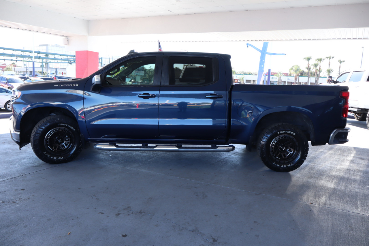 Chevrolet Silverado 1500 2WD Crew Cab 147" LT 2021