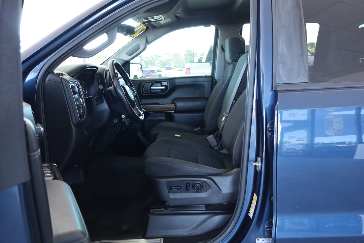 Chevrolet Silverado 1500 2WD Crew Cab 147" LT 2021