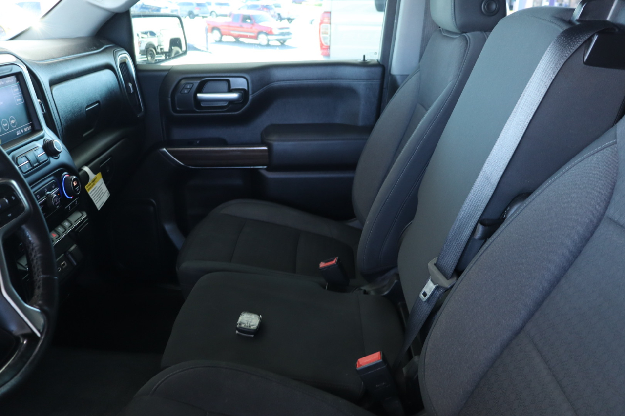 Chevrolet Silverado 1500 2WD Crew Cab 147" LT 2021