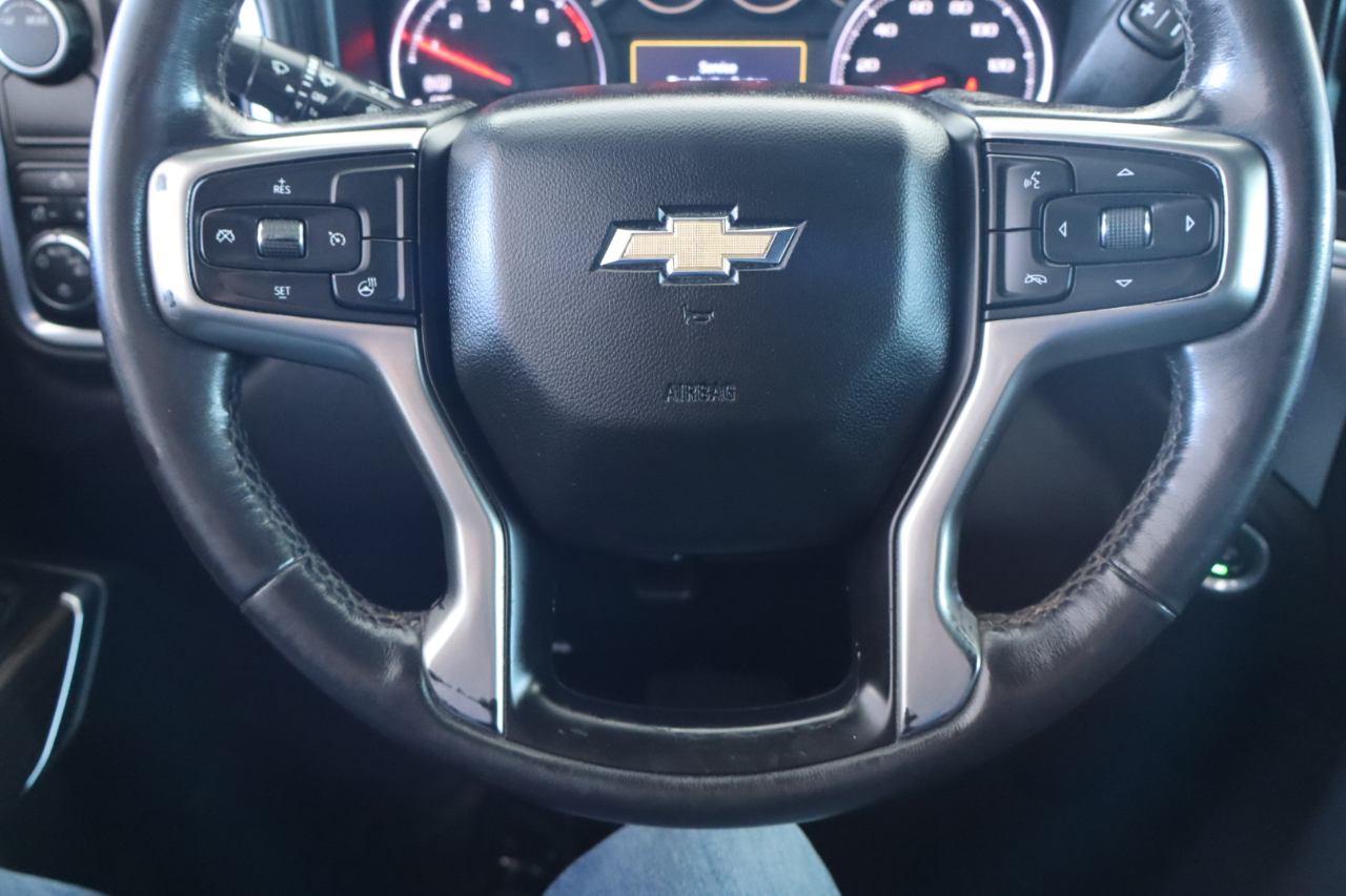 Chevrolet Silverado 1500 2WD Crew Cab 147" LT 2021