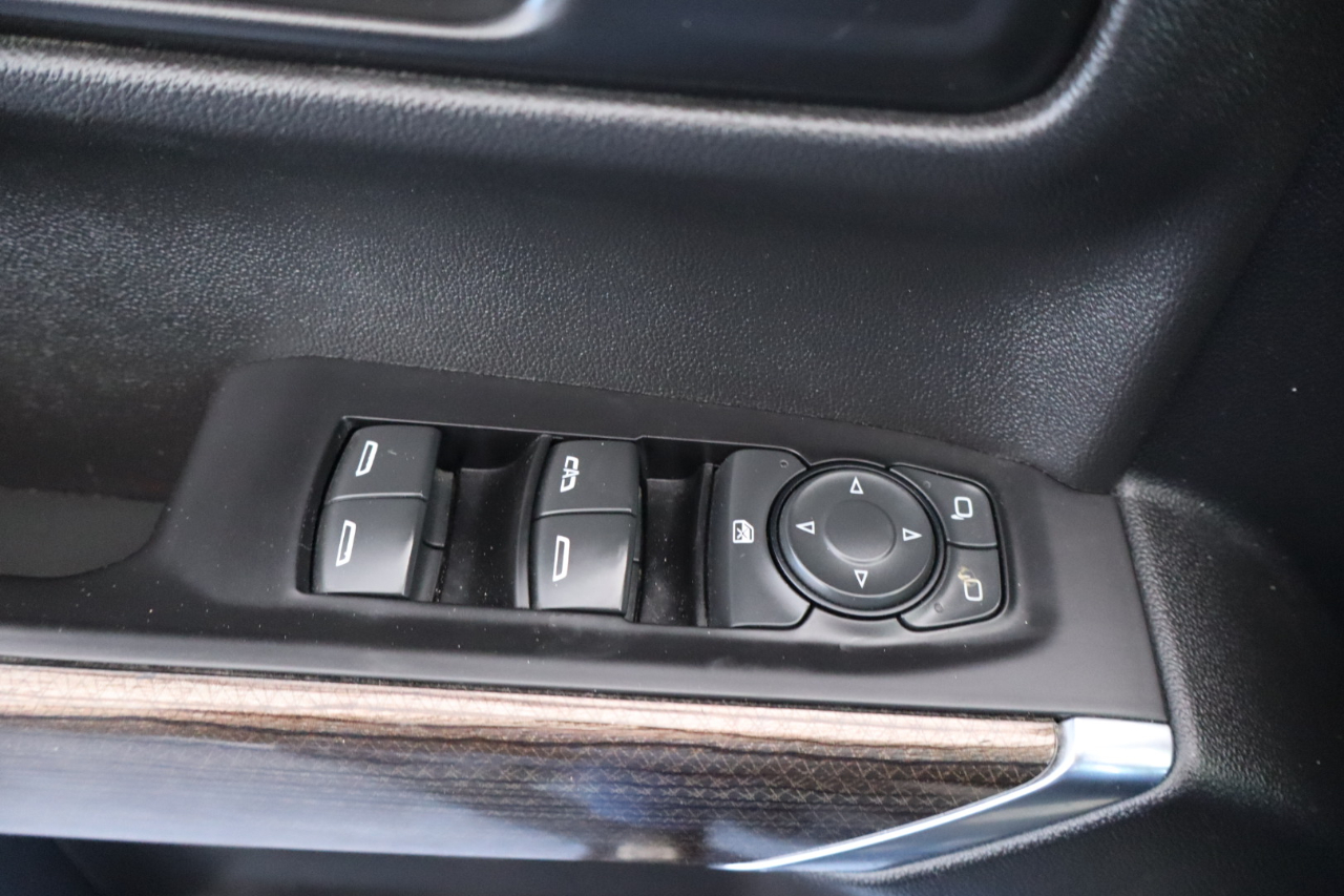 Chevrolet Silverado 1500 2WD Crew Cab 147" LT 2021