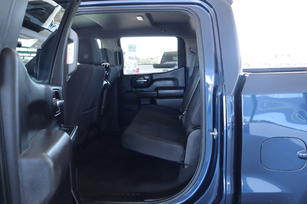 Chevrolet Silverado 1500 2WD Crew Cab 147" LT 2021