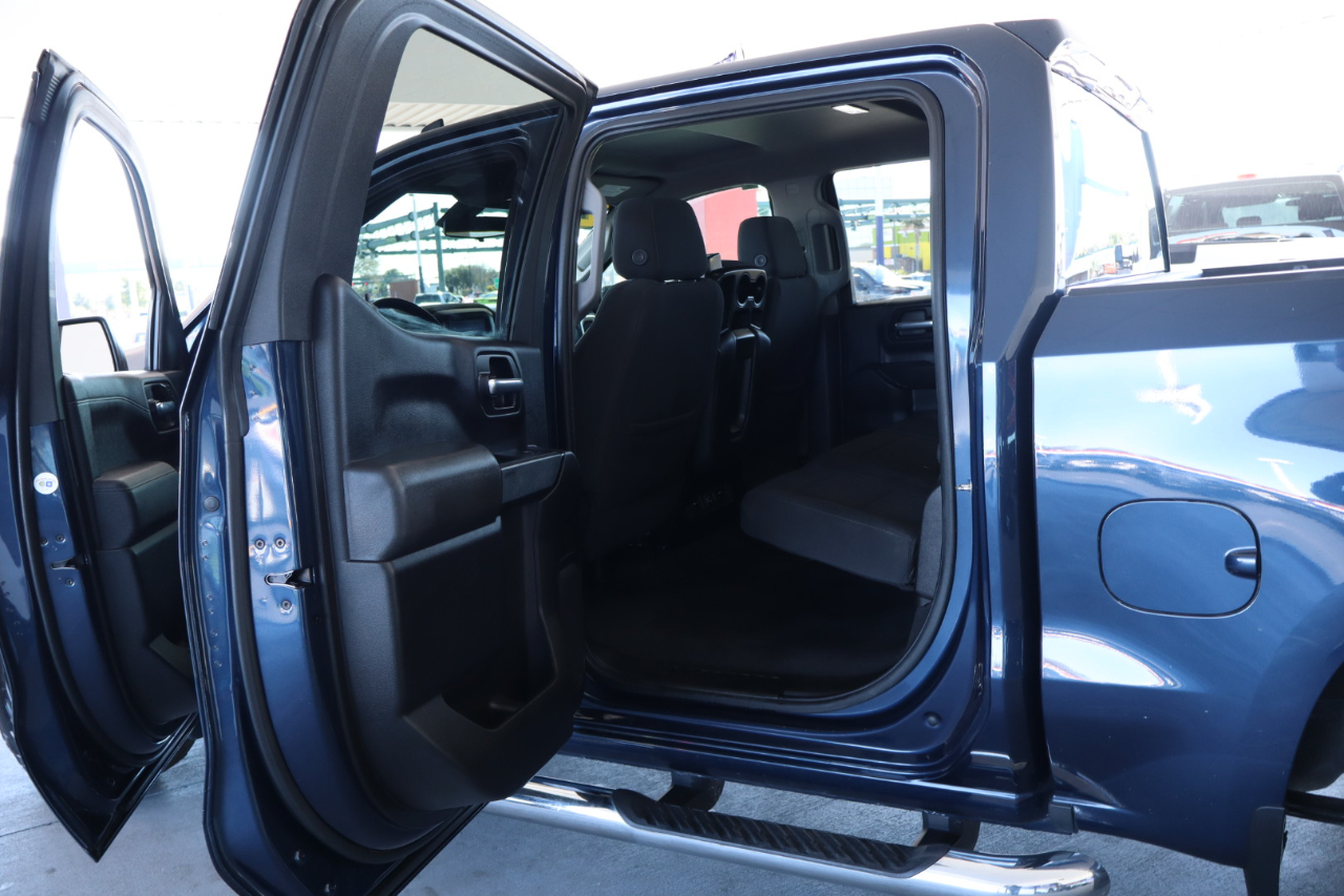 Chevrolet Silverado 1500 2WD Crew Cab 147" LT 2021