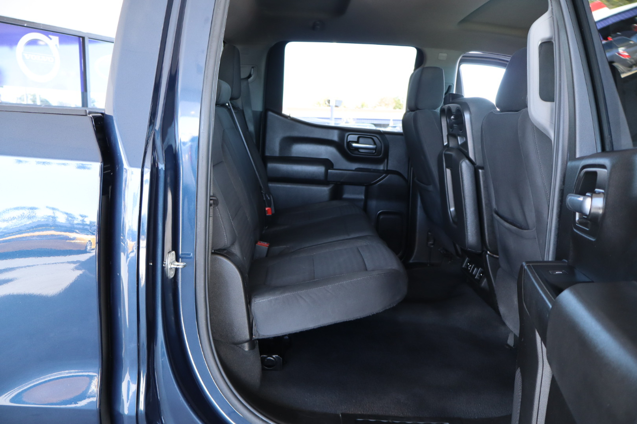 Chevrolet Silverado 1500 2WD Crew Cab 147" LT 2021