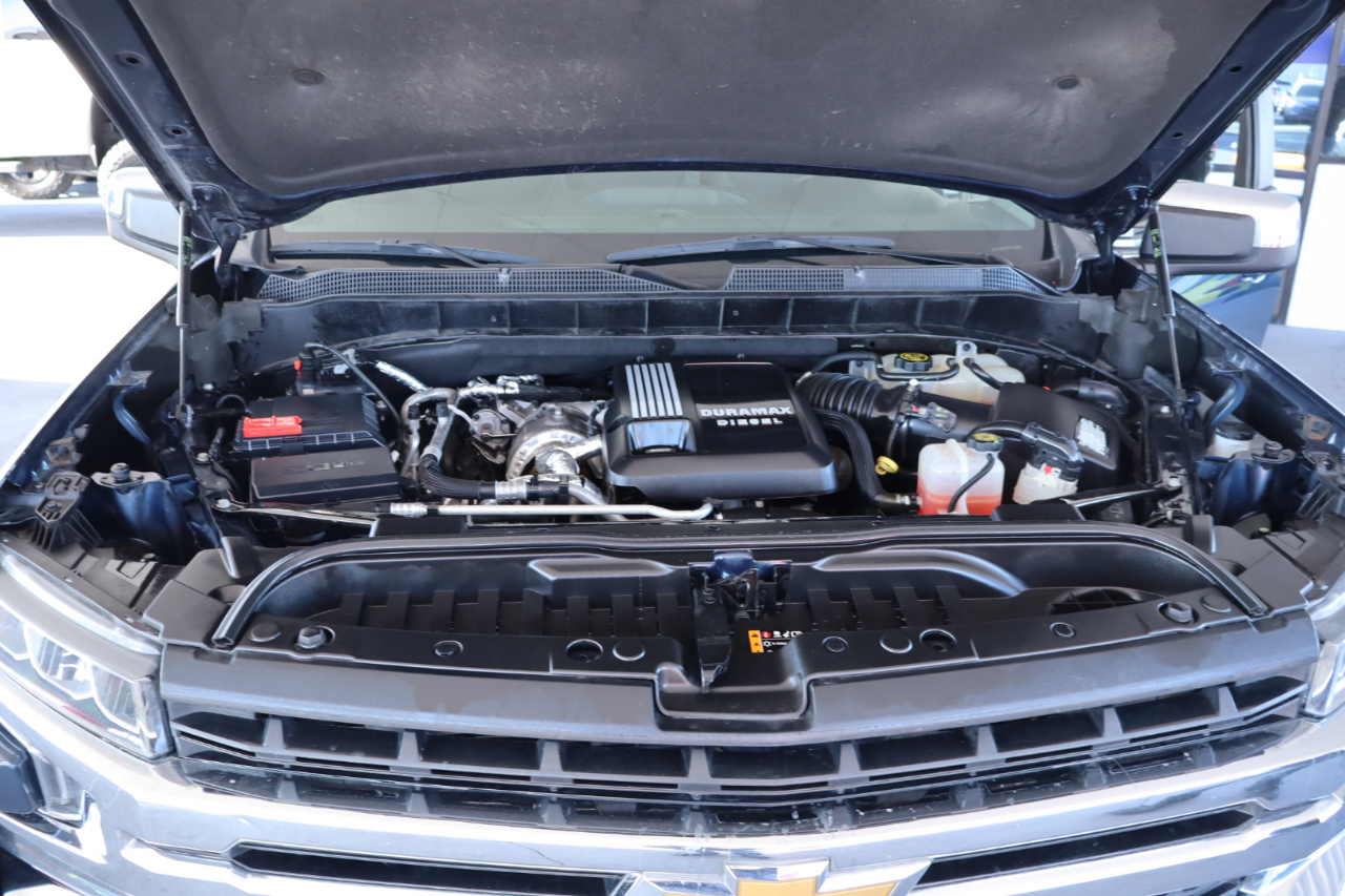 Chevrolet Silverado 1500 2WD Crew Cab 147" LT 2021