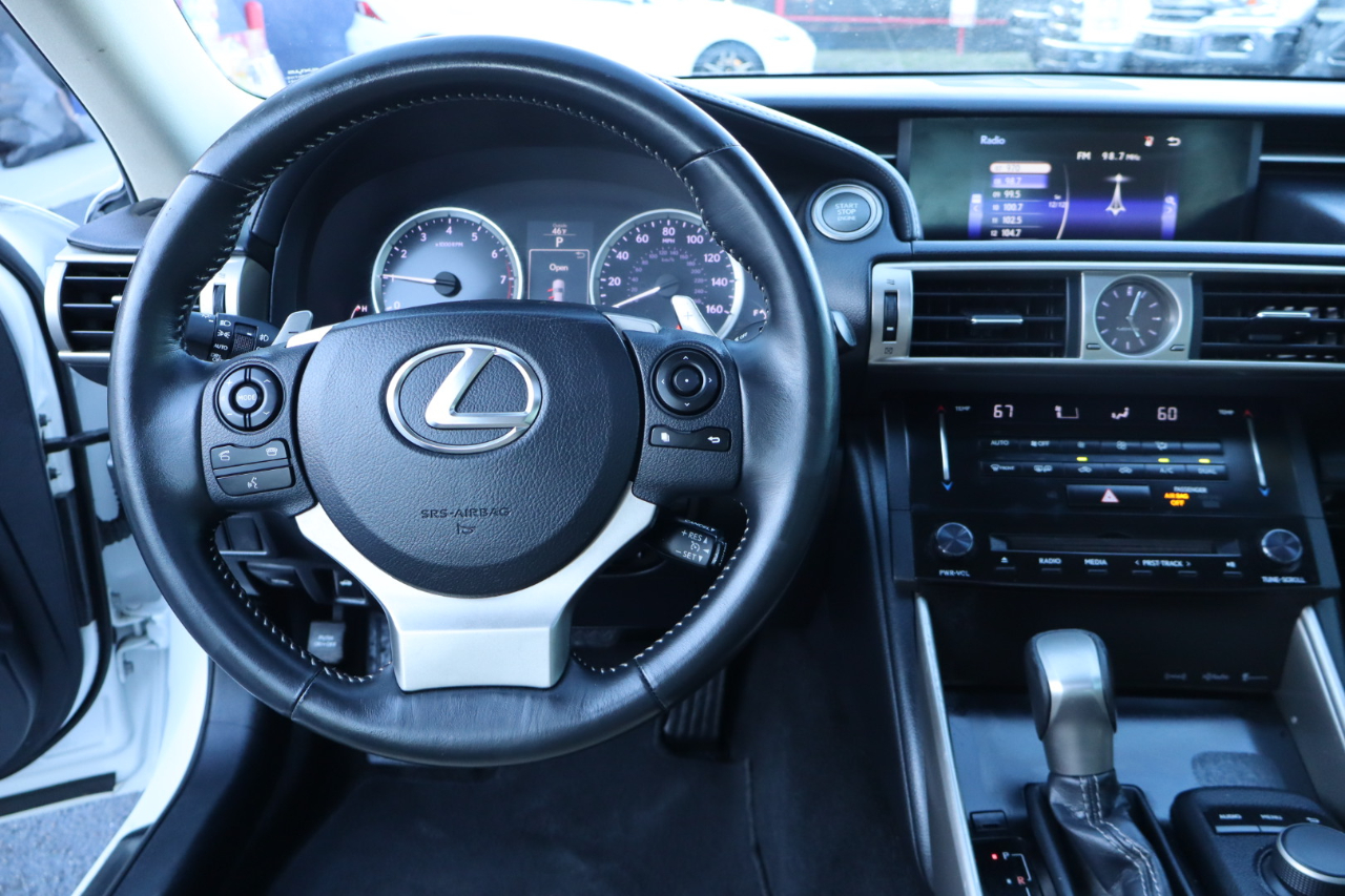Lexus IS 250 4dr Sport Sdn Auto RWD 2014