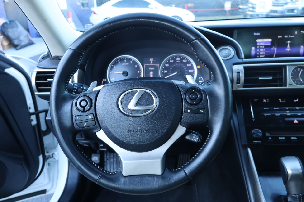 Lexus IS 250 4dr Sport Sdn Auto RWD 2014