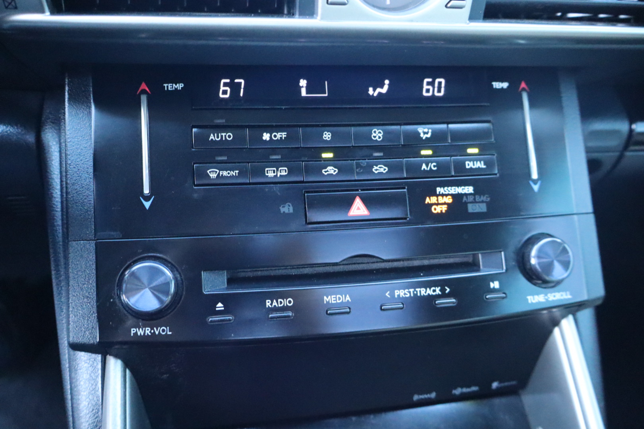 Lexus IS 250 4dr Sport Sdn Auto RWD 2014