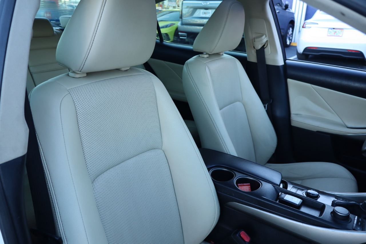 Lexus IS 250 4dr Sport Sdn Auto RWD 2014