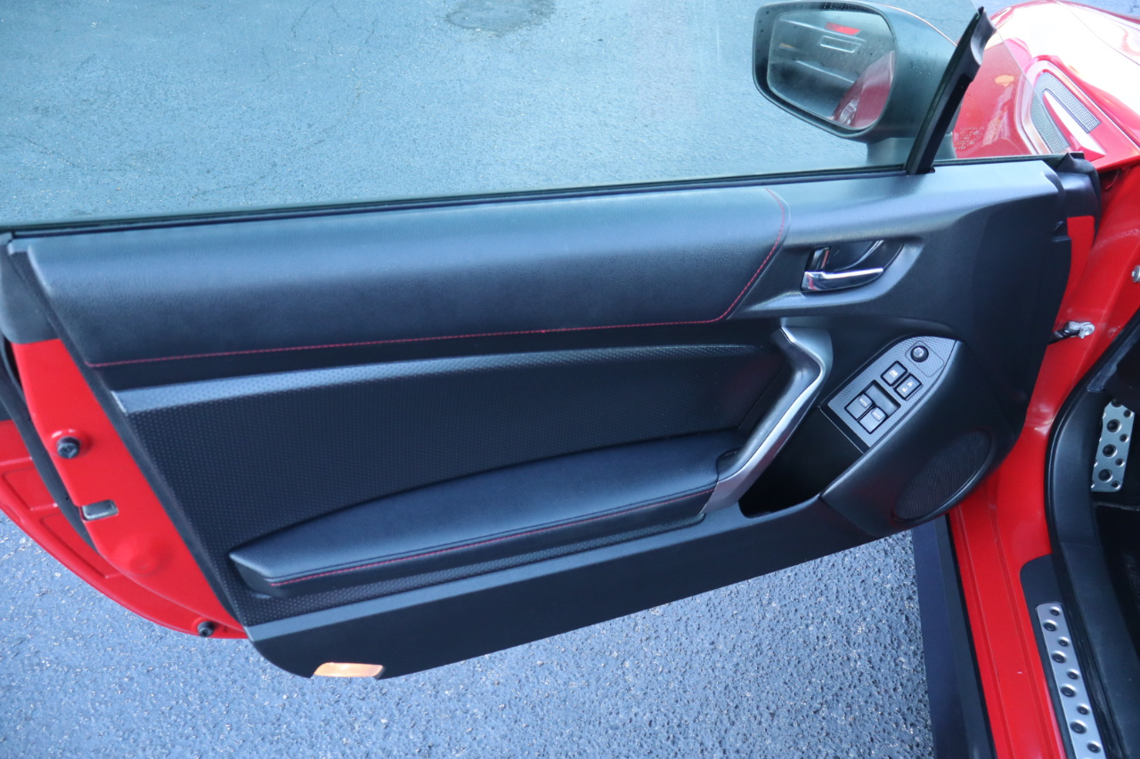 Subaru BRZ 2dr Cpe Man Limited 2015