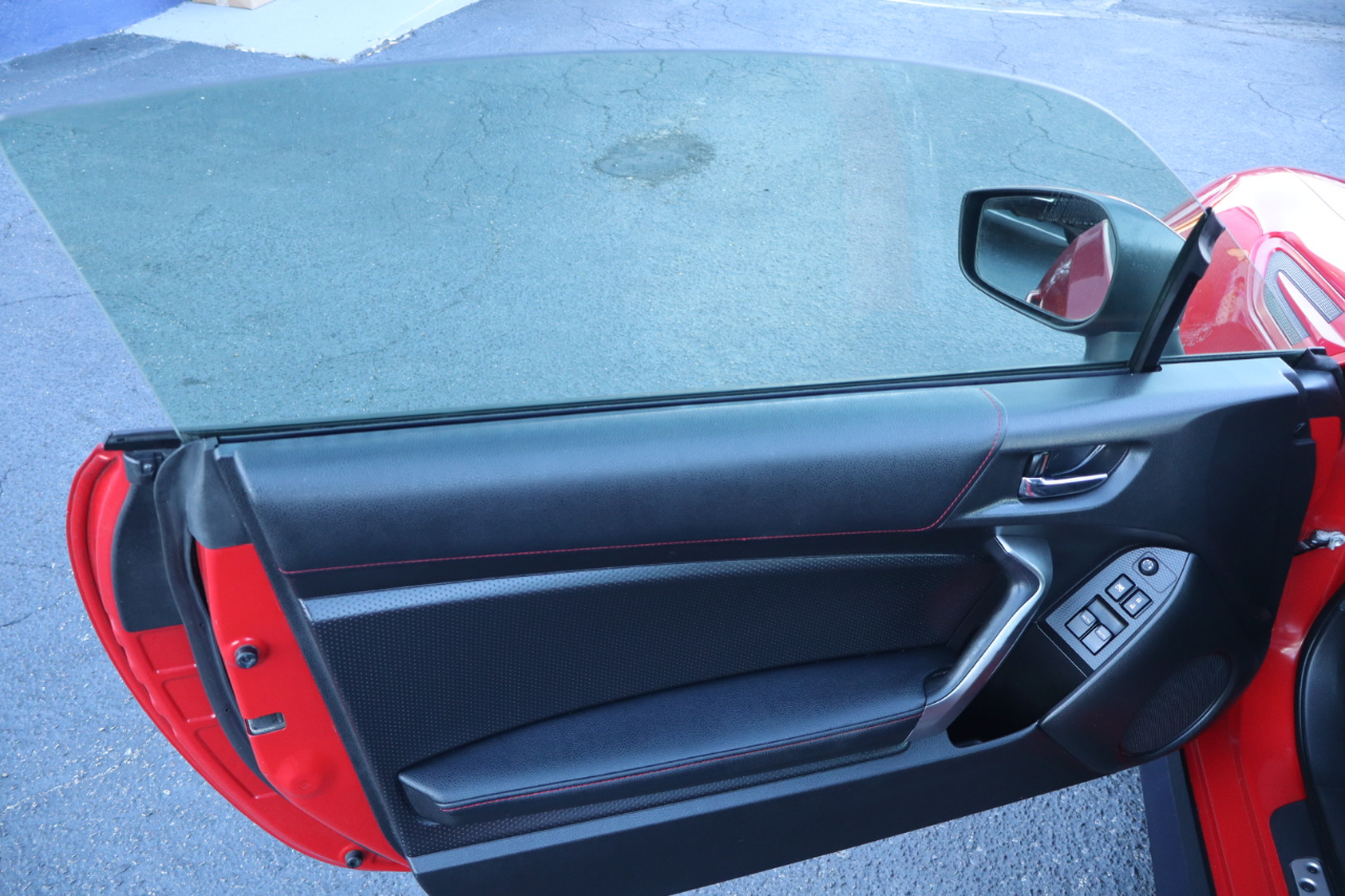 Subaru BRZ 2dr Cpe Man Limited 2015