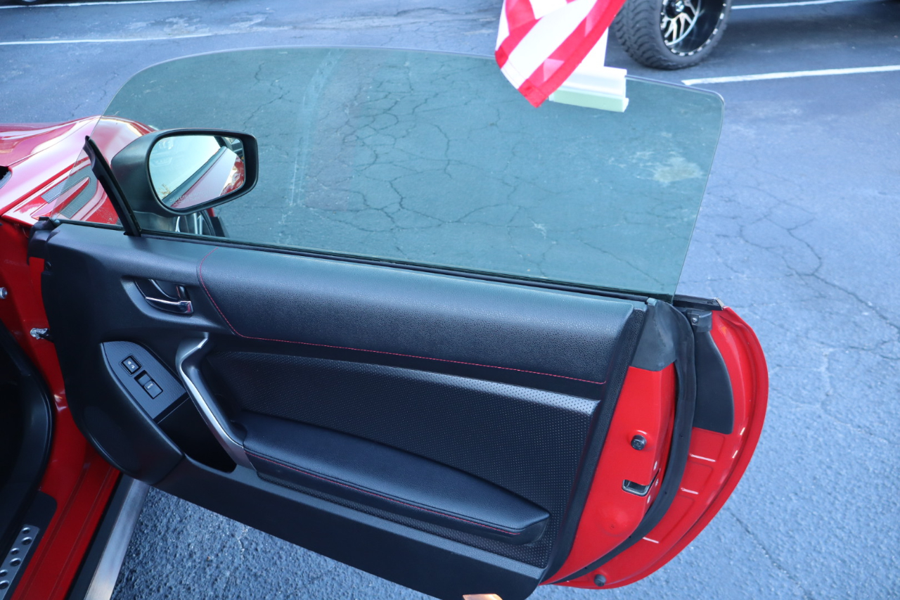 Subaru BRZ 2dr Cpe Man Limited 2015