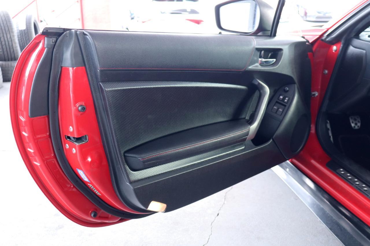 Subaru BRZ 2dr Cpe Man Limited 2015