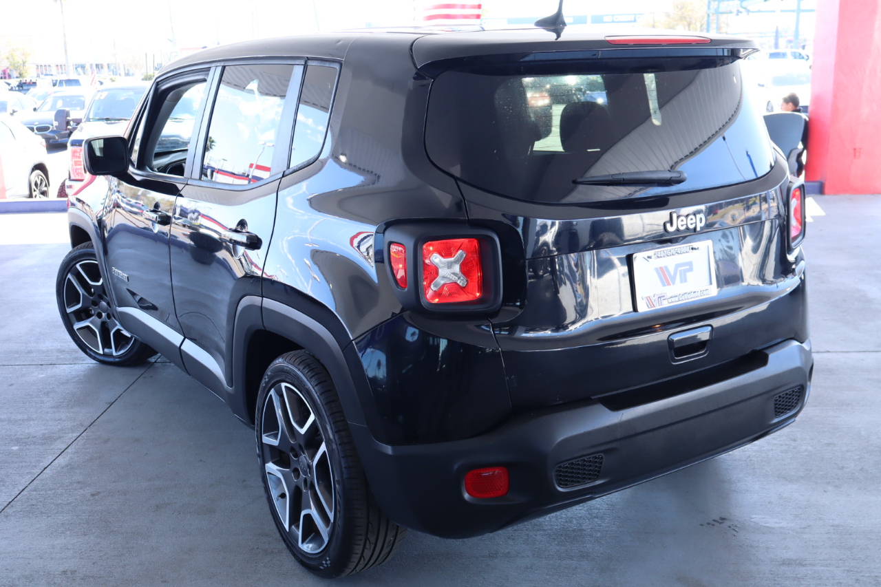 Jeep Renegade Jeepster FWD *Ltd Avail* 2021