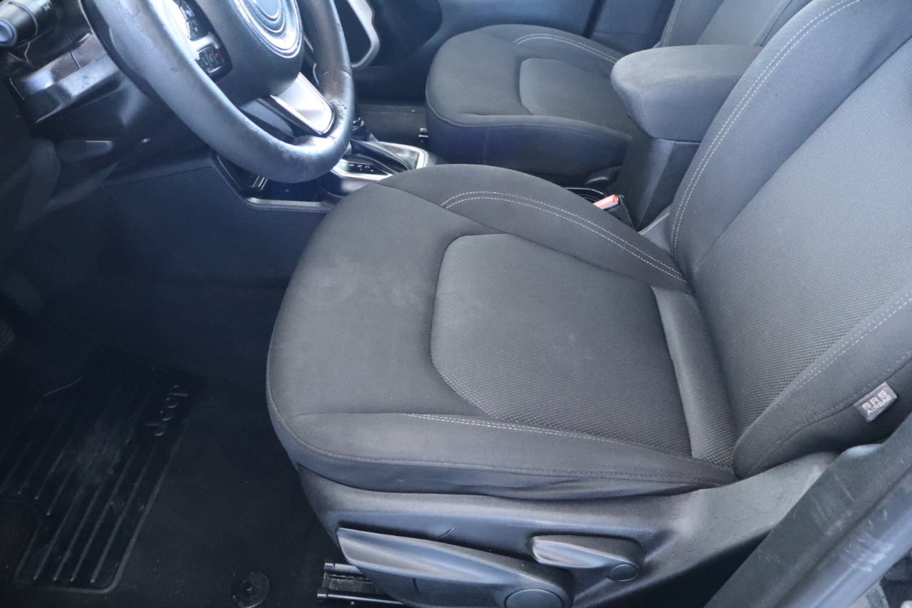 Jeep Renegade Jeepster FWD *Ltd Avail* 2021