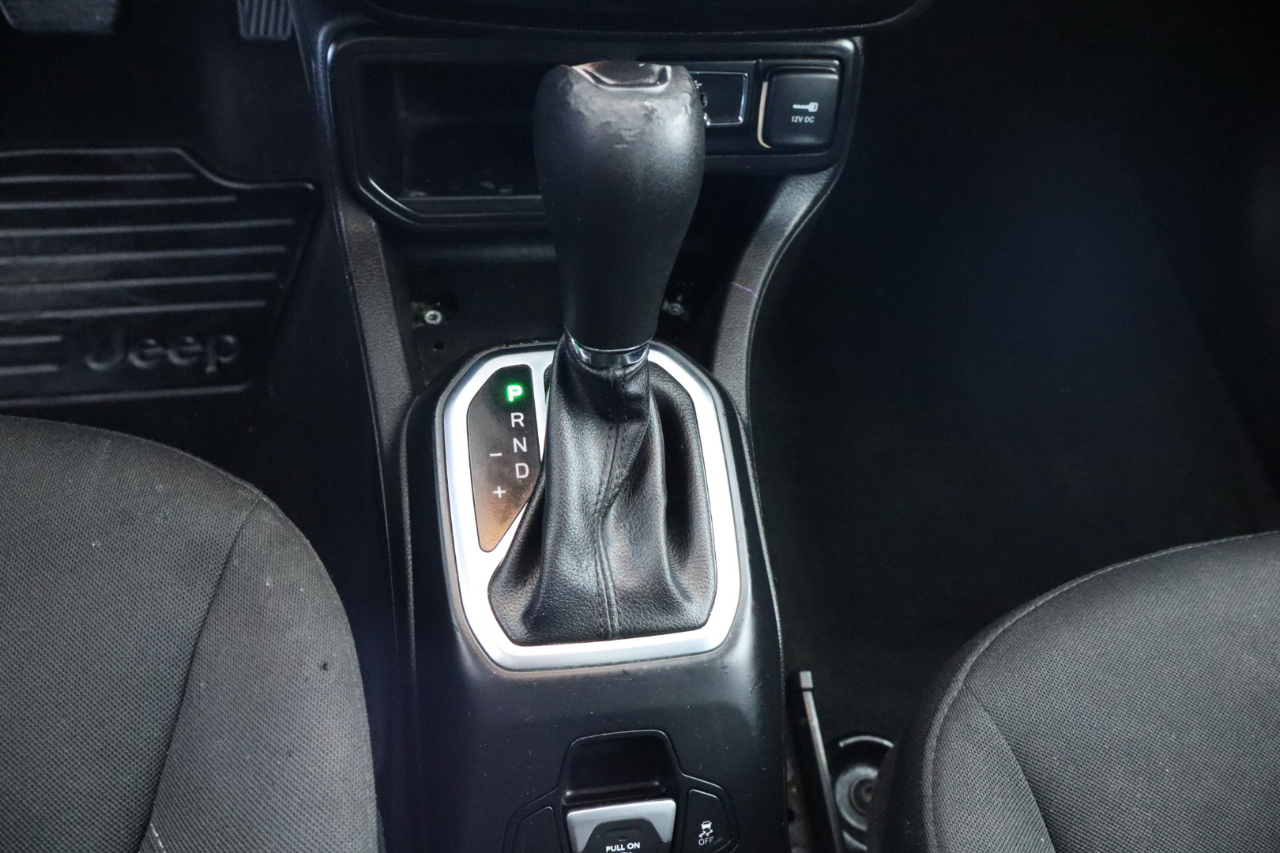 Jeep Renegade Jeepster FWD *Ltd Avail* 2021