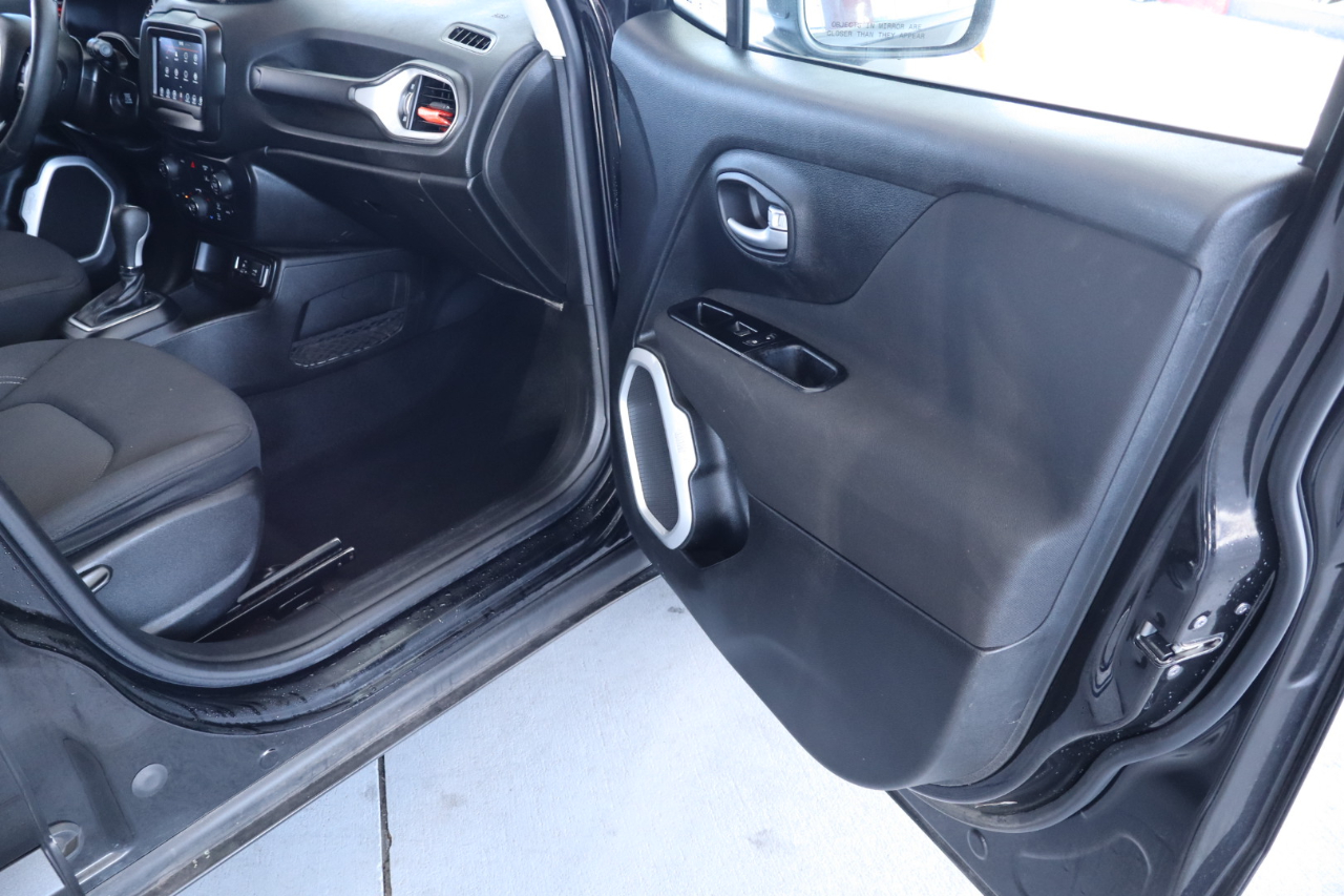 Jeep Renegade Jeepster FWD *Ltd Avail* 2021