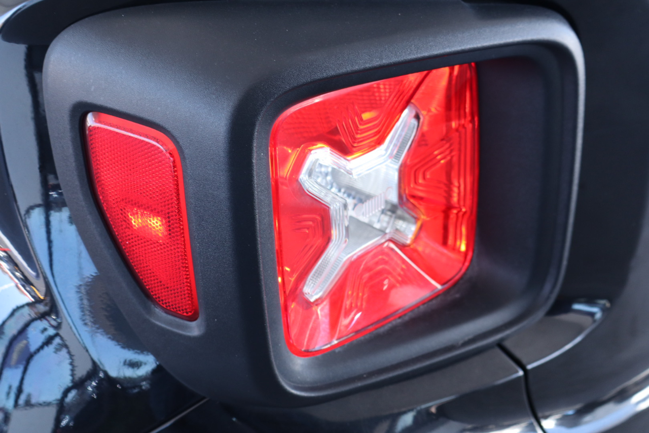 Jeep Renegade Jeepster FWD *Ltd Avail* 2021