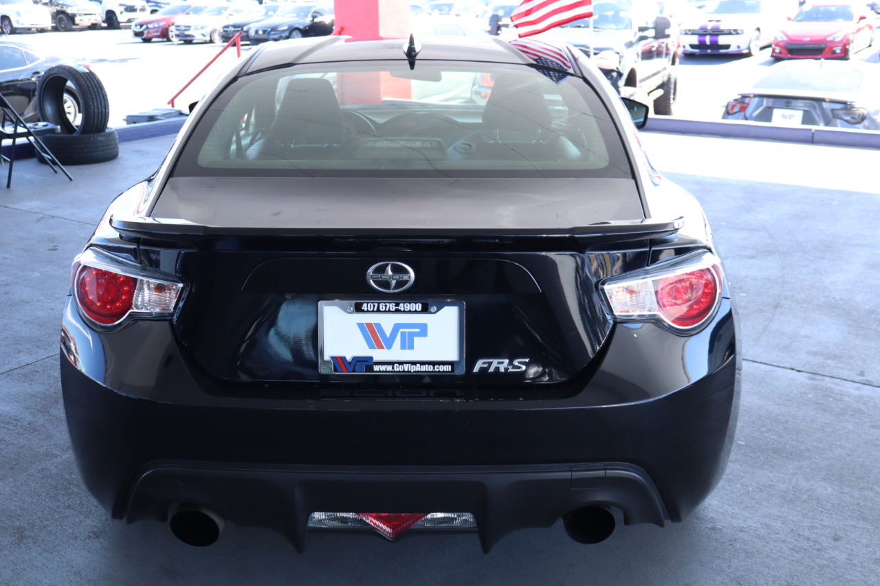 Scion FR-S 2dr Cpe Man (Natl) 2016