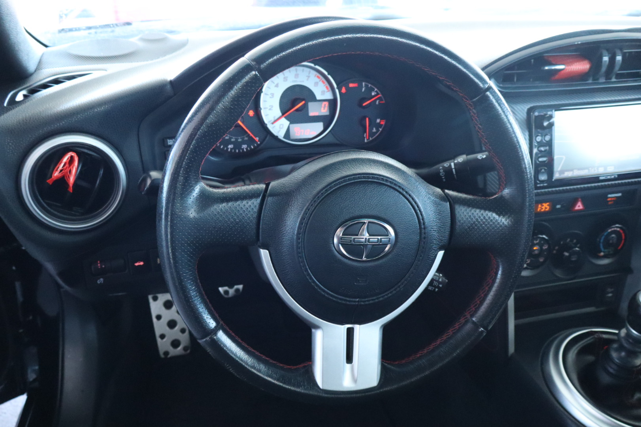 Scion FR-S 2dr Cpe Man (Natl) 2016