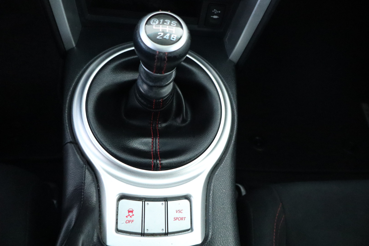 Scion FR-S 2dr Cpe Man (Natl) 2016