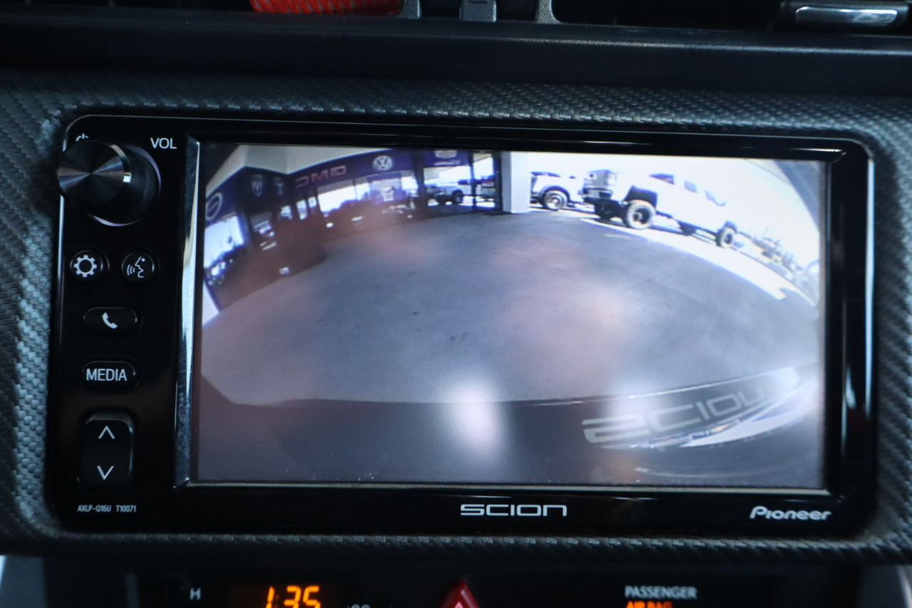 Scion FR-S 2dr Cpe Man (Natl) 2016