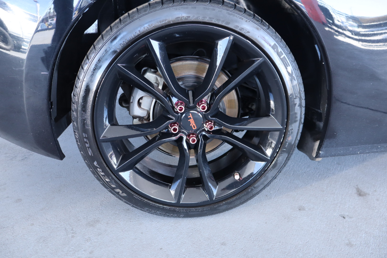 Scion FR-S 2dr Cpe Man (Natl) 2016