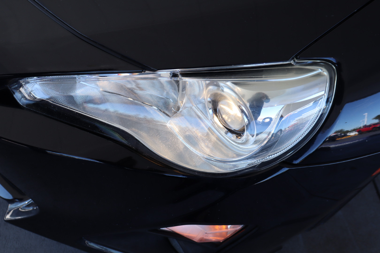 Scion FR-S 2dr Cpe Man (Natl) 2016