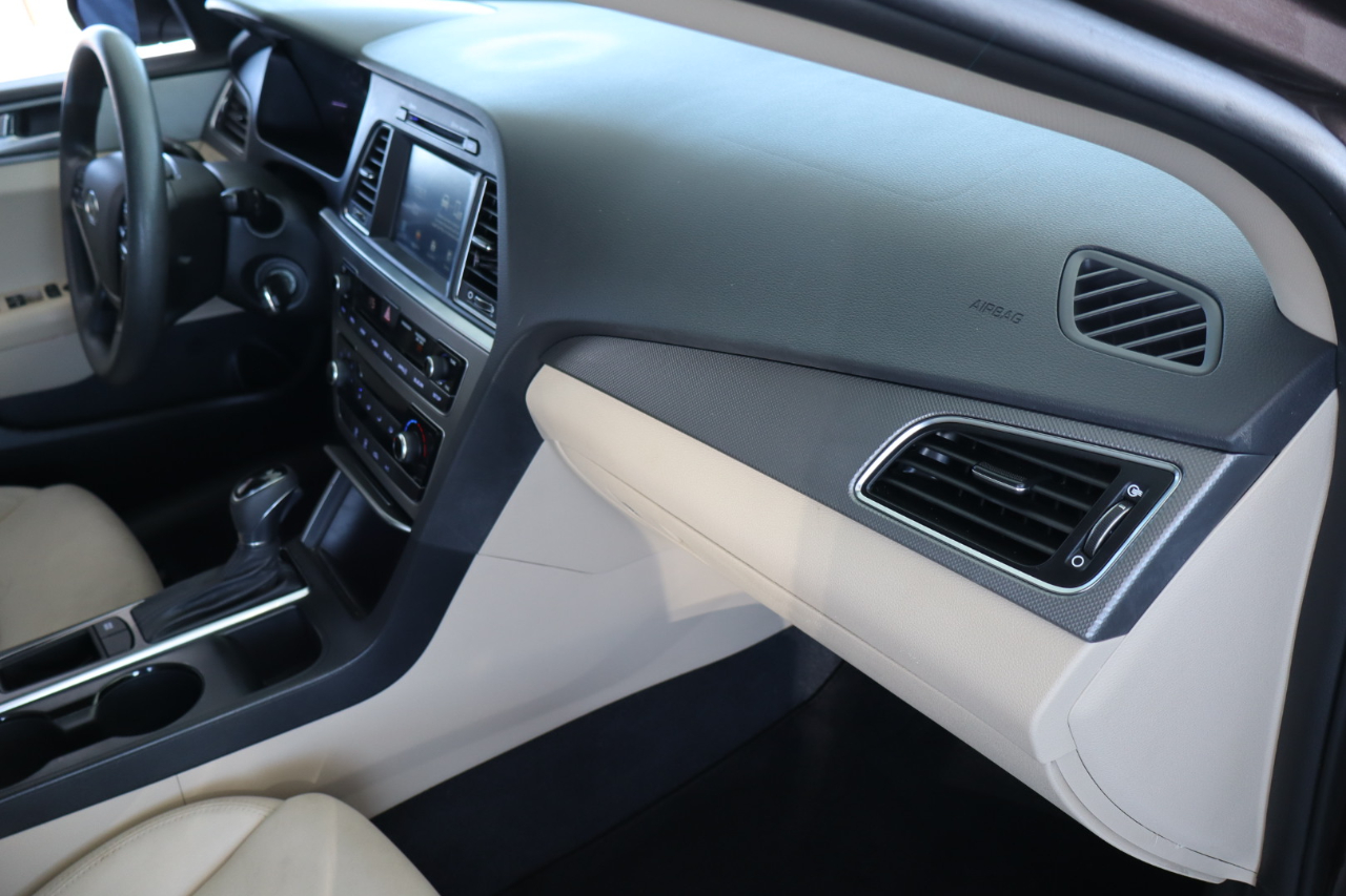 Hyundai Sonata SE 2.4L PZEV 2017