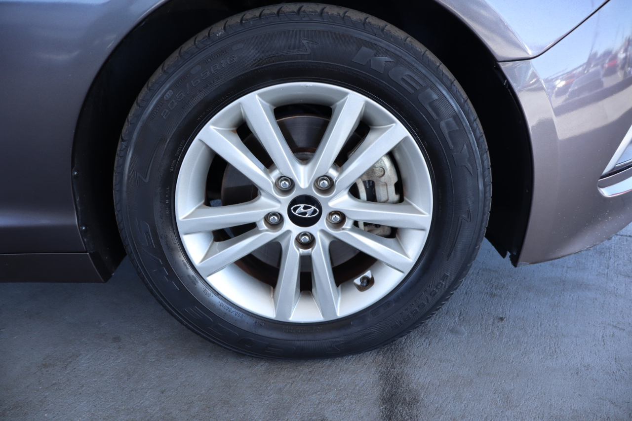Hyundai Sonata SE 2.4L PZEV 2017