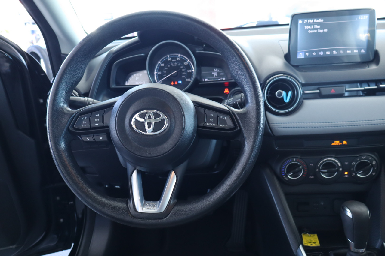 Toyota Yaris Hatchback LE Auto (Natl) 2020