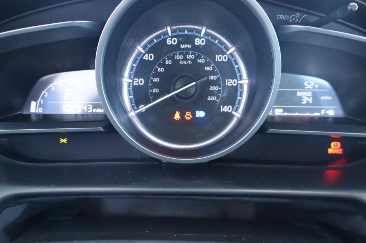 Toyota Yaris Hatchback LE Auto (Natl) 2020