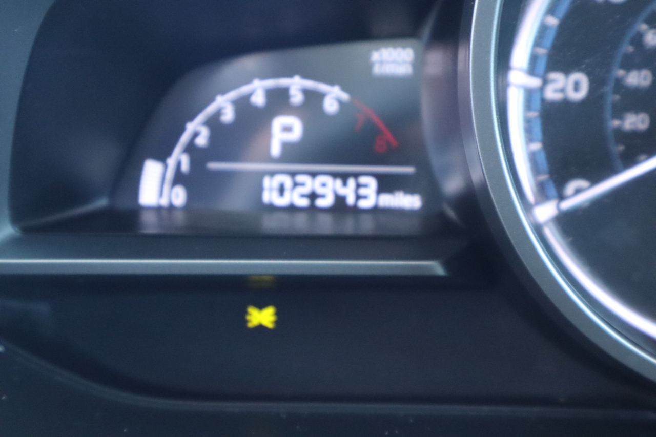 Toyota Yaris Hatchback LE Auto (Natl) 2020