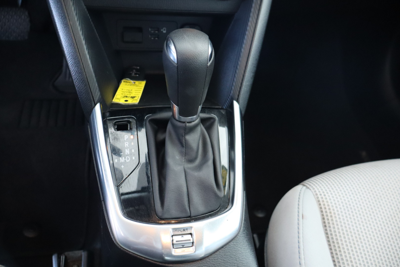 Toyota Yaris Hatchback LE Auto (Natl) 2020